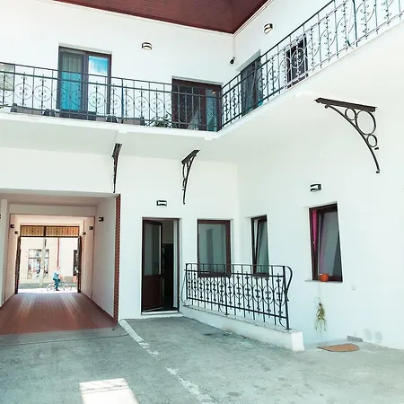 Pensiune Elegant House 3*